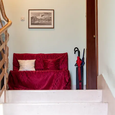 Πανσιόν Unique Luxury Σπλιτ