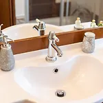 Unique Luxury Гостевой дом 4*