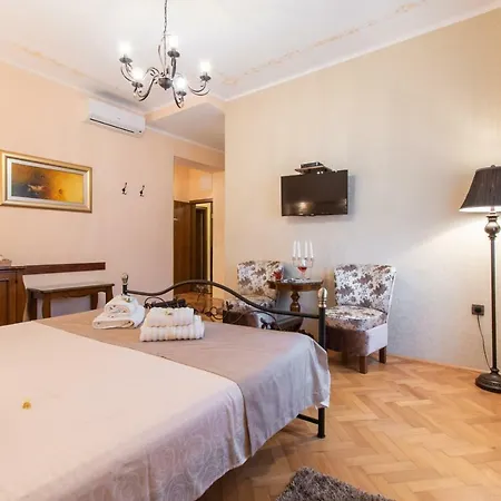 Unique Luxury 4*