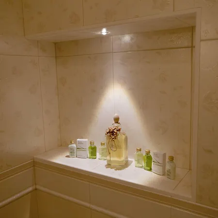 بيت ضيافة Unique Luxury