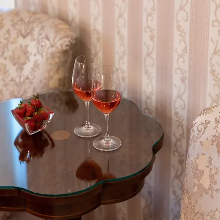 Gostinjska kuća Unique Luxury 4*