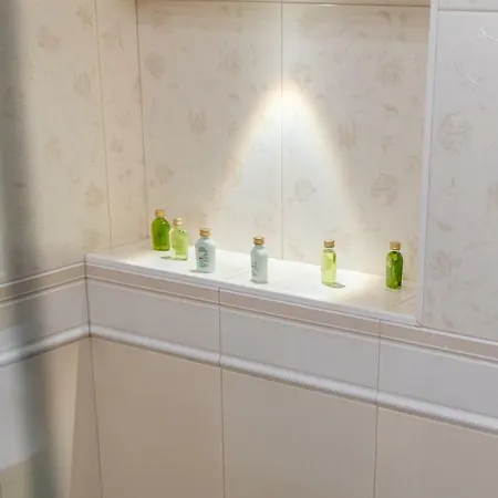 בית הארחה Unique Luxury ספליט